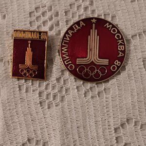 Vintage 1980 Summer Olympics Pin Set (2) Retro Collectible